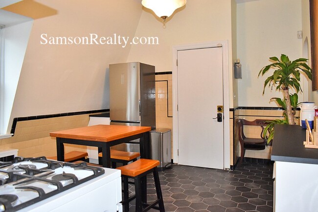 Foto del edificio - 368 Thayer St