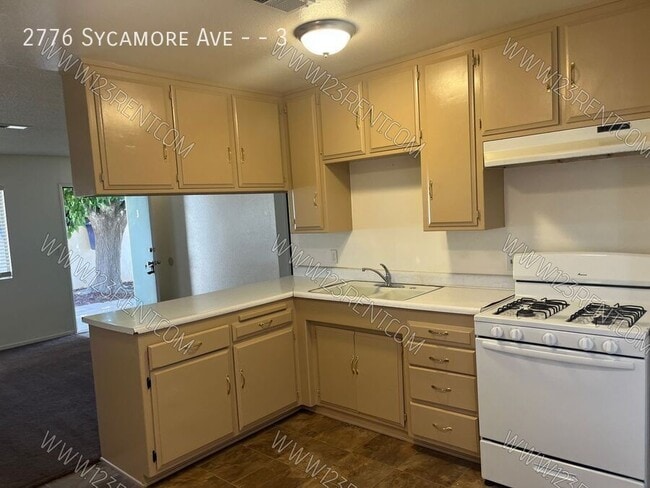 Building Photo - 2776 Sycamore Ave