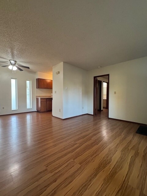 Foto del edificio - 1115 Perry Ave