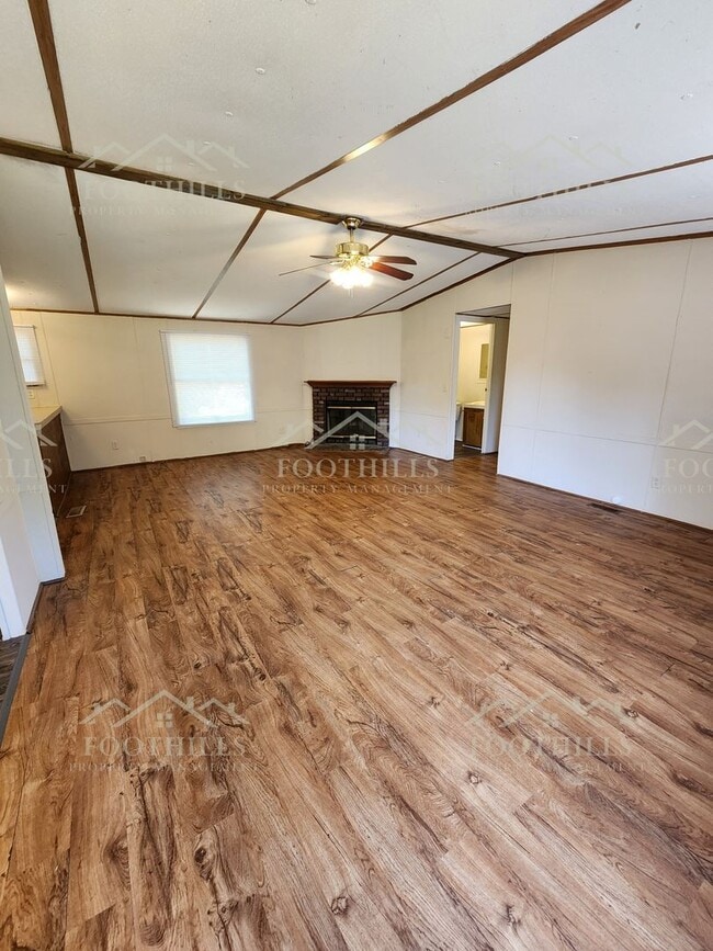Foto del edificio - Woodfern Haven: 3-Bed, 2-Bath Mobile Home ...