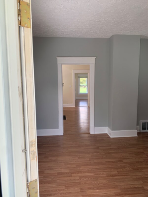 Building Photo - 48 Stambaugh St