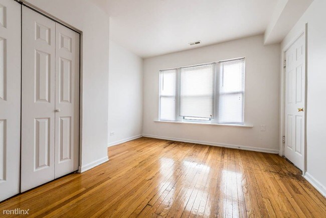 Foto del edificio - 2 br, 1 bath Apartment - 5448 W Adams St