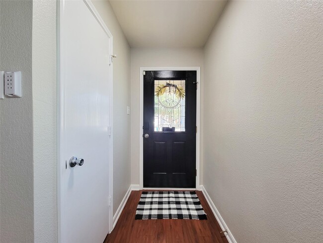 Foto del edificio - 2911 Rustling Chestnut St