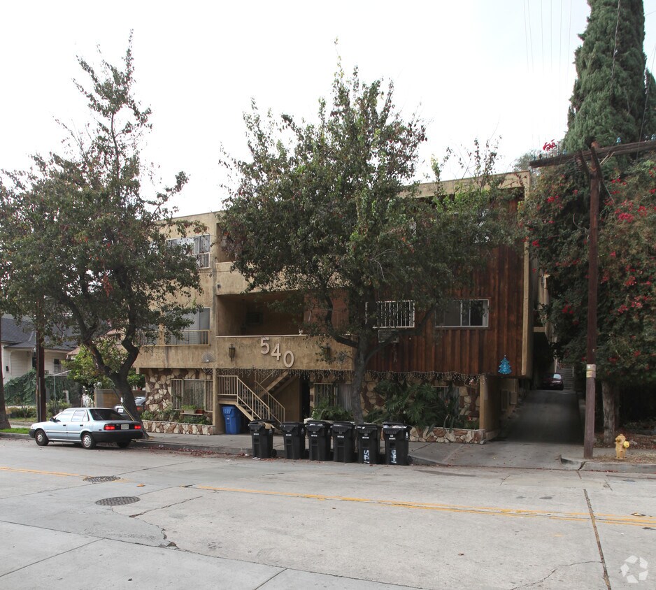 Foto del edificio - 540 Solano Ave