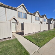 Building Photo - 50516 Bay Run N Building Photo - 50516 Bay Run N