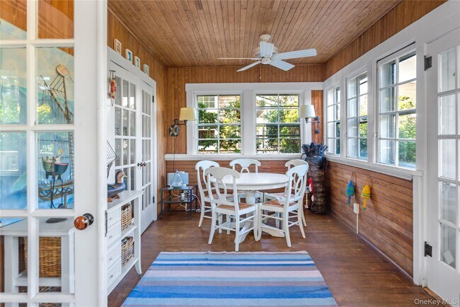 Foto del edificio - 696 Ocean Breeze Walk