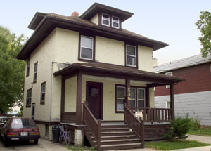 Primary Photo - 539 W Wilson St