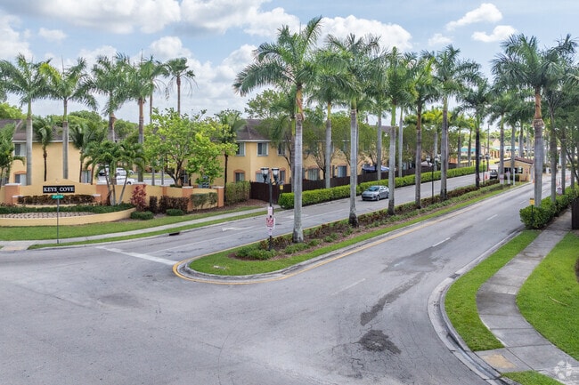 Entrance - Keys Cove