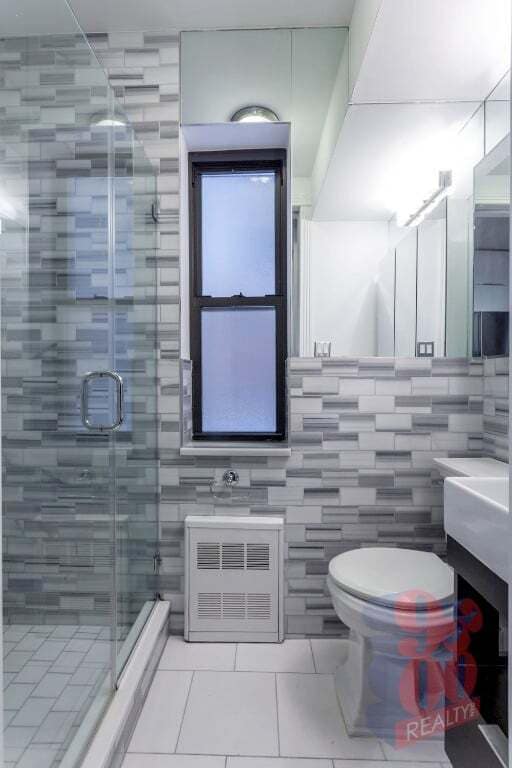 Foto del edificio - 1590 Lexington Ave