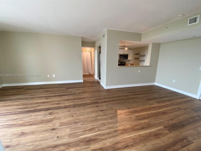 Building Photo - 117 NW 42nd Ave