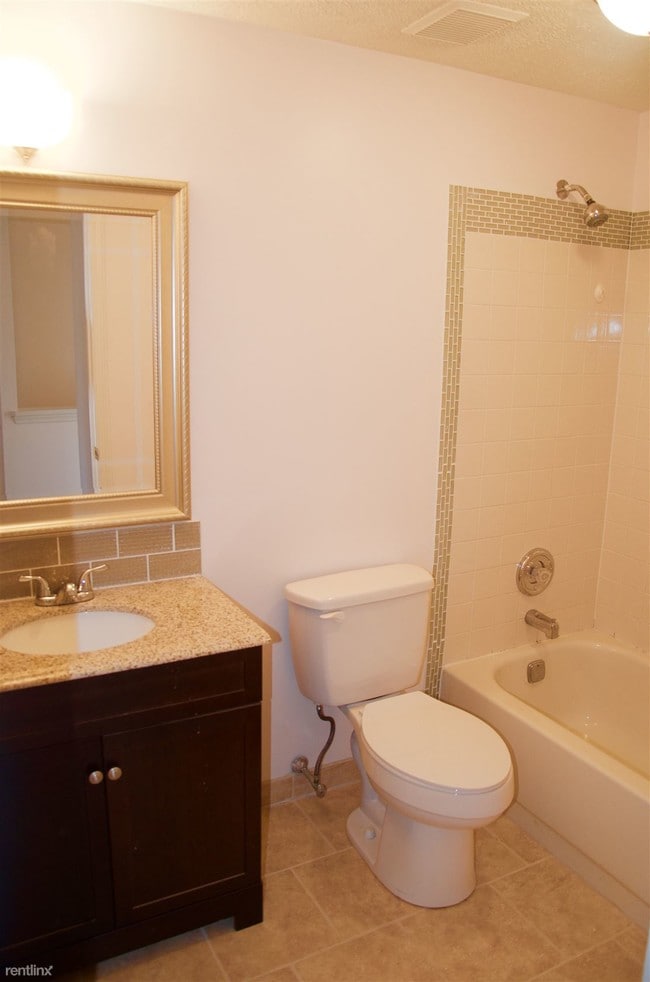 73 Stoneshire Dr, Glassboro, NJ 08028 Townhouse for Rent in Glassboro