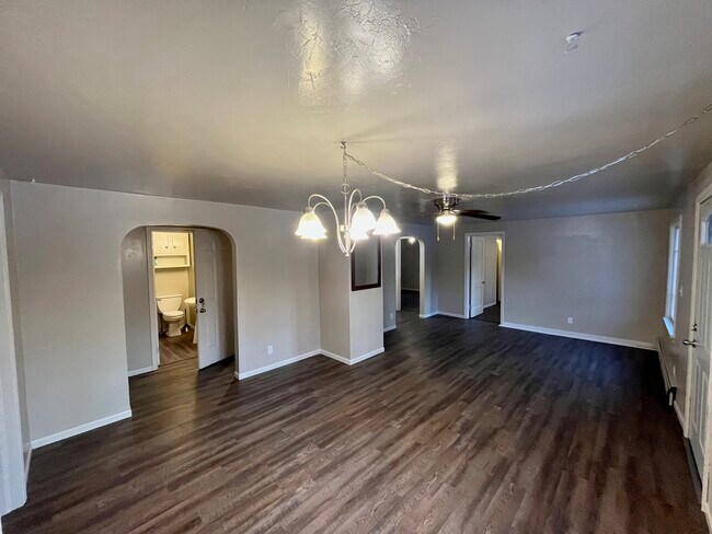 Foto del edificio - 13496 Velp Ave