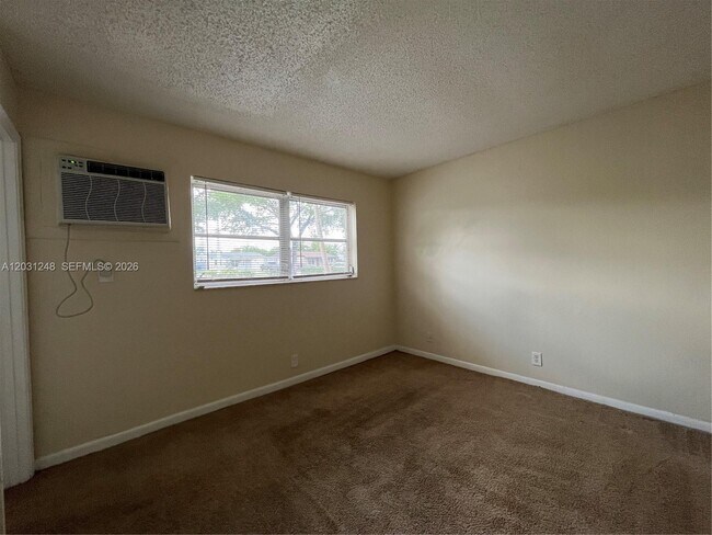 Foto del edificio - 5192 NE 6th Ave