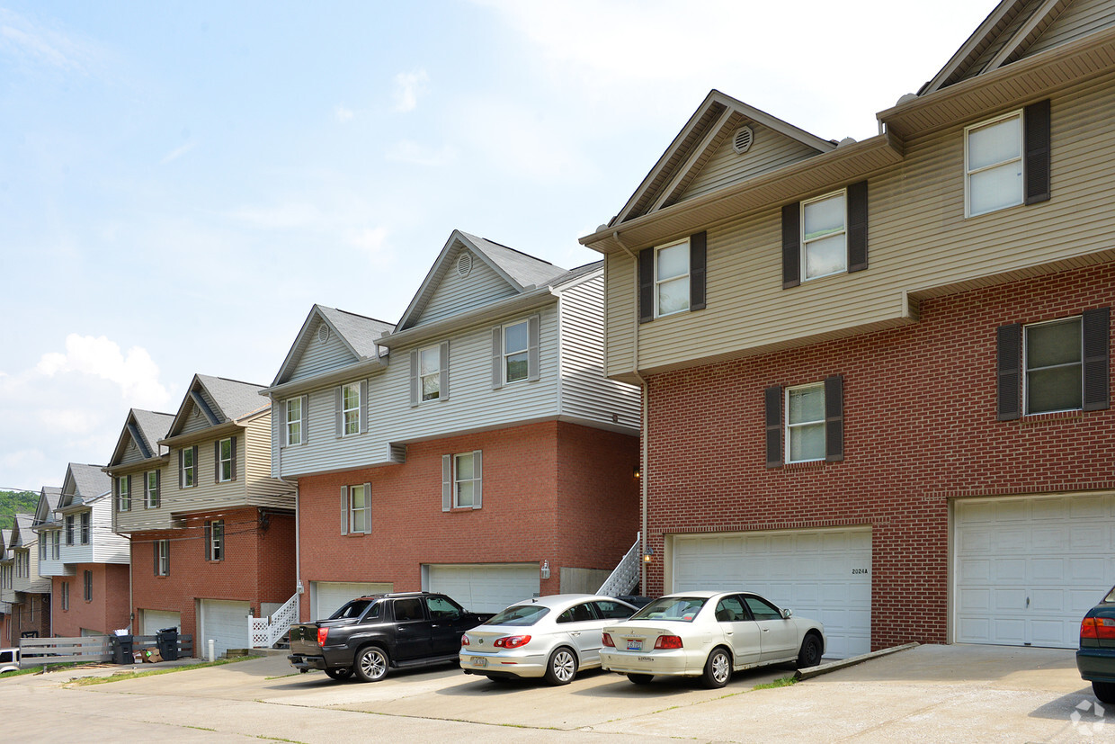 Primary Photo - Point Benton Townhomes