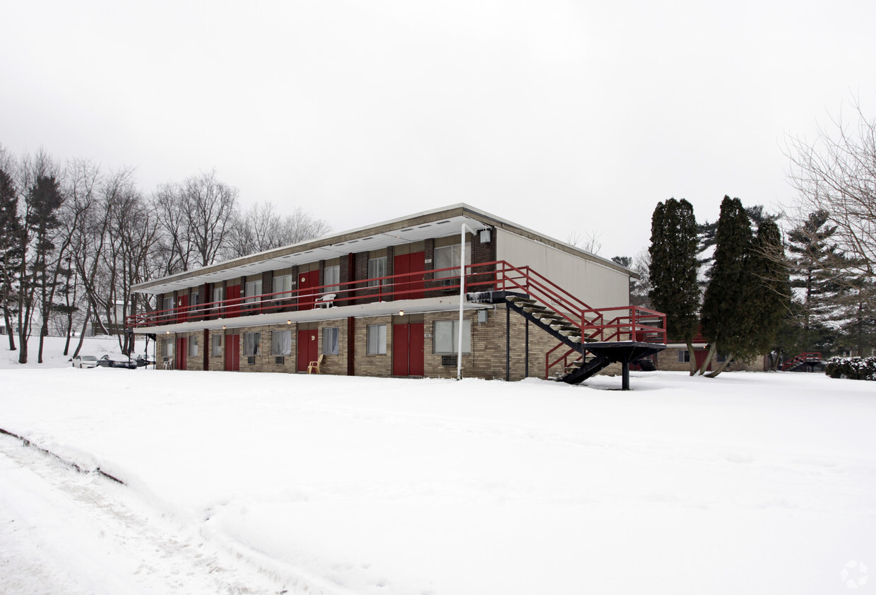 Primary Photo - Nestor Ave Apartments