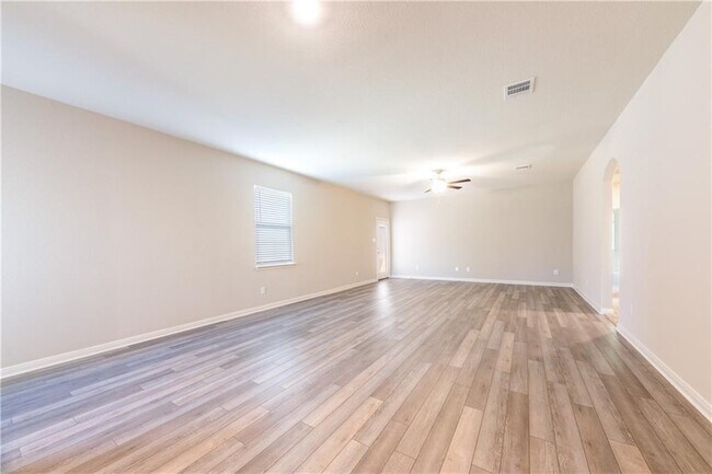 Building Photo - 825 Liberty Meadows Dr