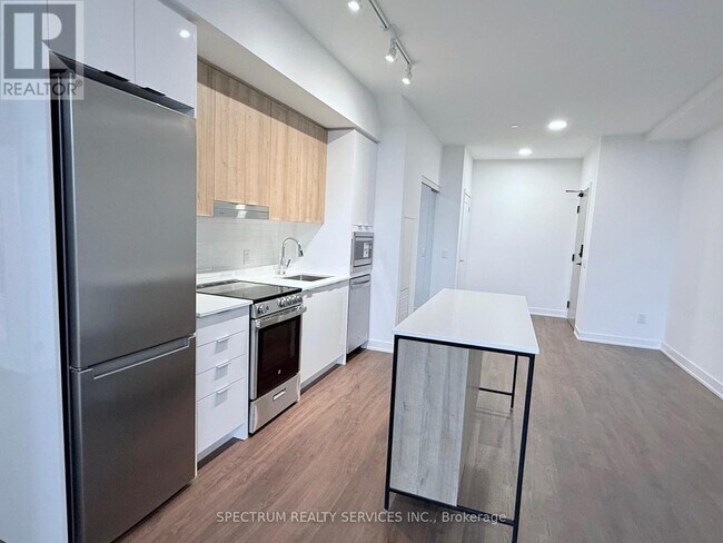 Photo du bâtiment - 5081 Hurontario St