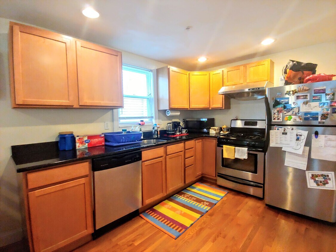26 Holden St Unit 4, Malden, MA 02148 Condo for Rent in Malden, MA