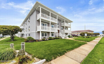 Building Photo - 709 Ocean Ave