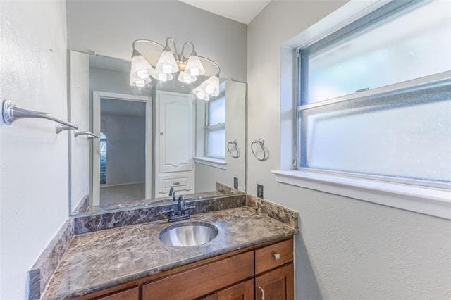 Foto del edificio - 2418 Ingleside Dr