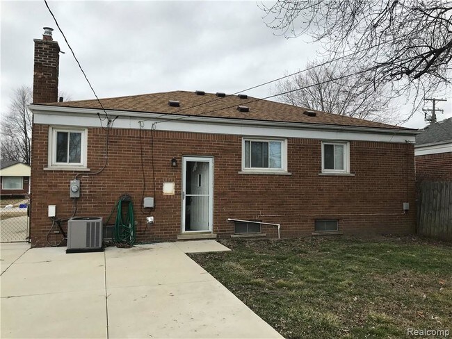 Building Photo - 29260 Beste St