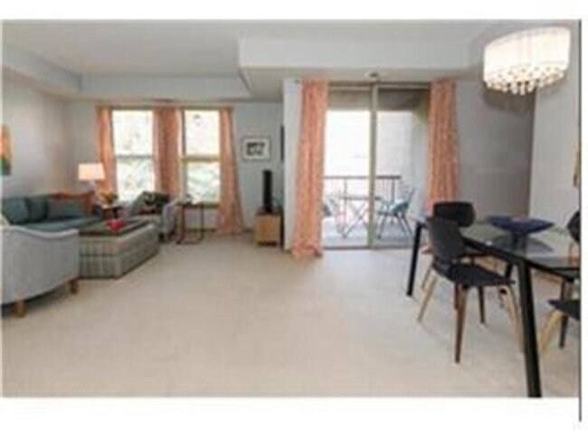 Foto del edificio - 575 N 1st St