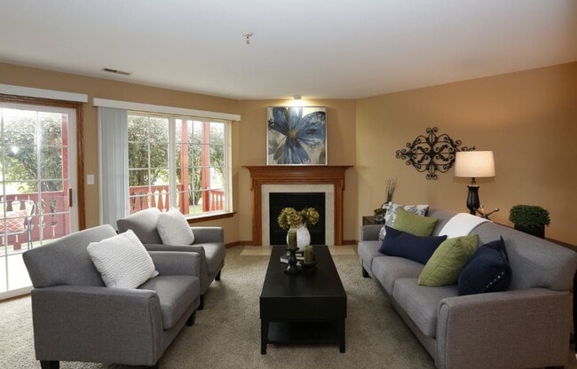 Building Photo - 3015 W Willow Knolls Dr