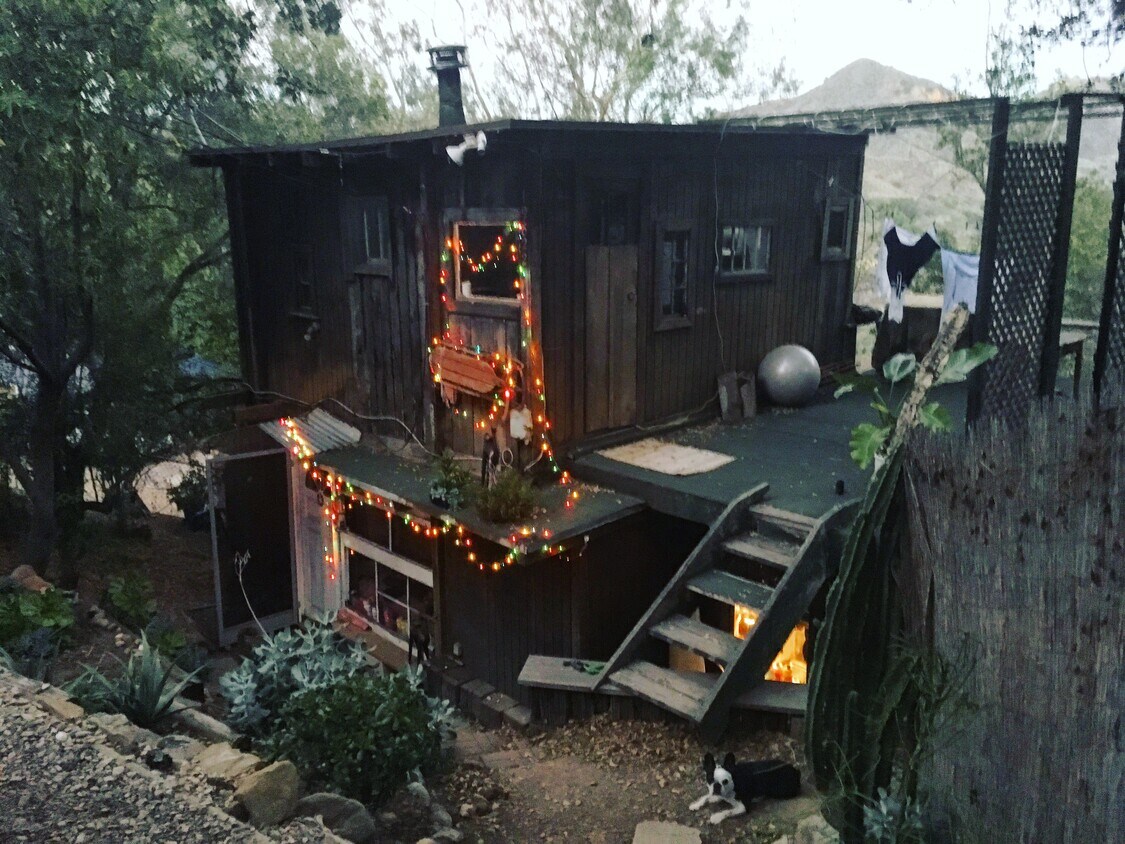 1920s hunting cabin - 19822 Grand View Dr