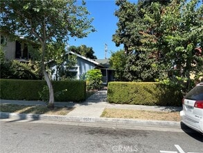 Building Photo - 6501 Stafford Ave