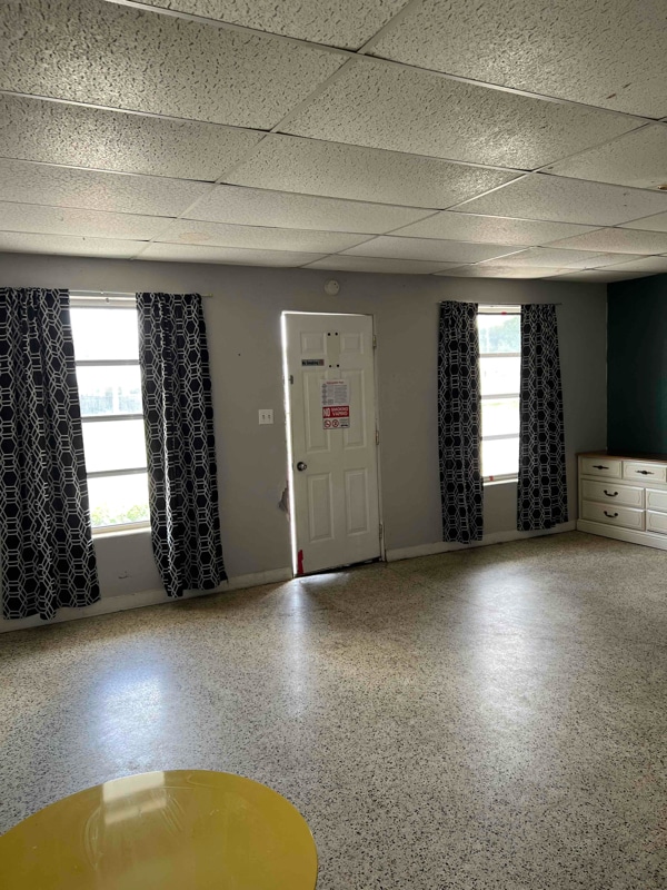 Building Photo - 6480 Miami Dr