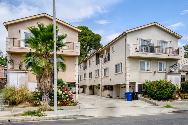 Building Photo - 6827 Valmont St