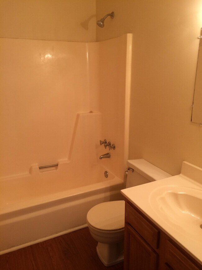 Foto del edificio - 1639 Foxhaven Dr