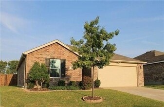 Building Photo - 207 Citrus Dr