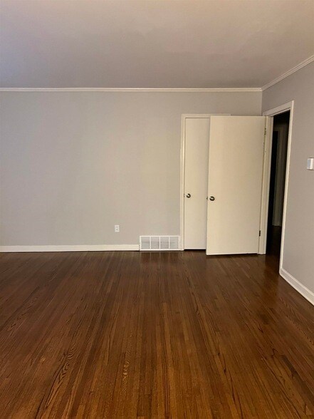 Foto del edificio - 1653 Colonial Rd