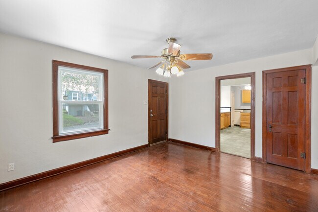 Foto del edificio - 7007 Paisley Dr