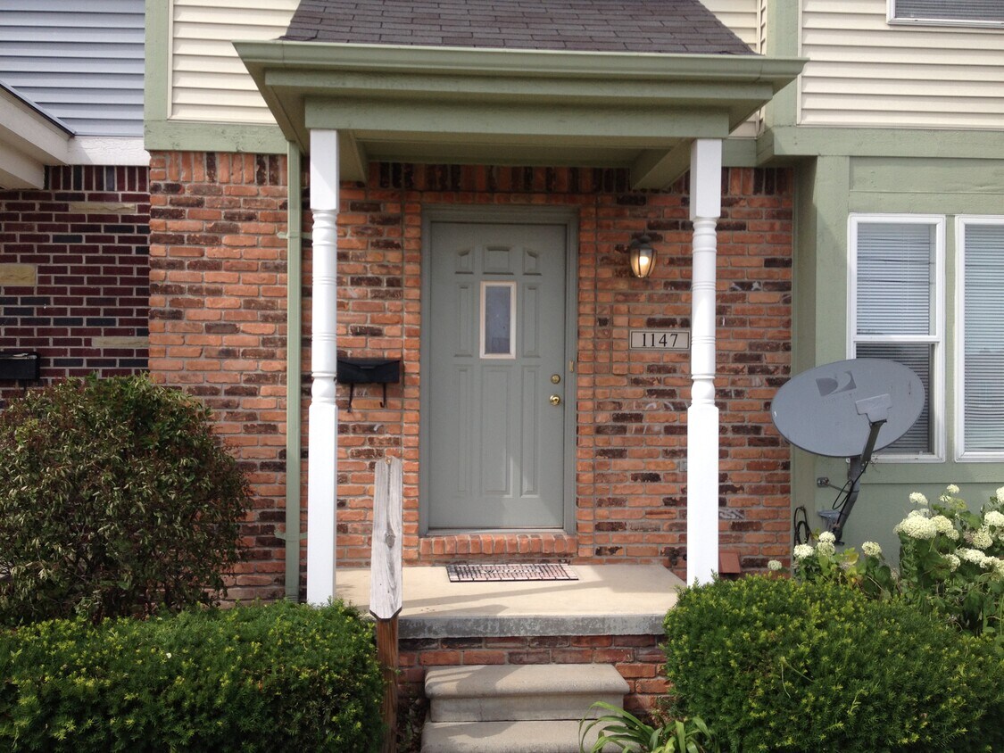 Foto principal - 1147 Woodward Hts