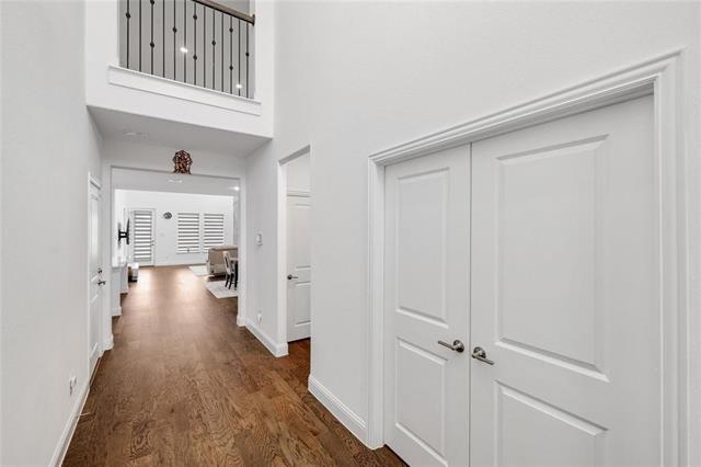 Foto del edificio - 1921 Bristol St