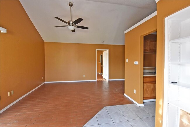 Building Photo - 12316 Dellrey Dr