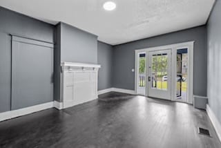 Building Photo - 963 3rd St W