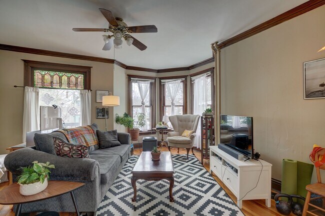 Building Photo - 1049 East Gorham Street, Unit 1