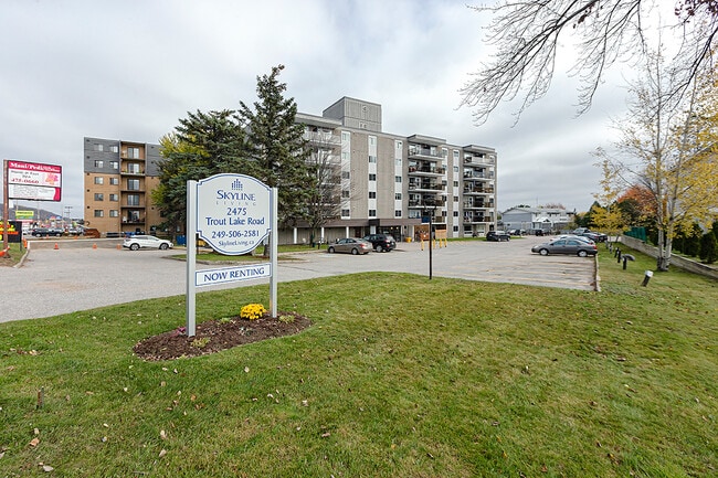 Photo du bâtiment - Gloria Gardens Apartments