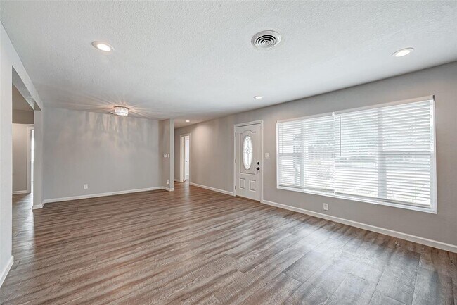 Building Photo - 8018 Hammerly Blvd