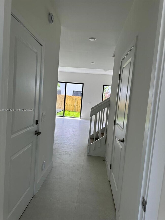 Foto del edificio - 34430-34430 SW 190th Ave