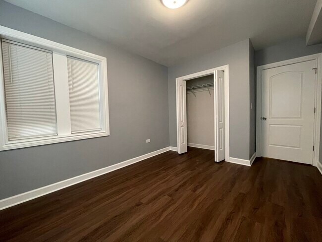 Foto del edificio - 3530 W Palmer St