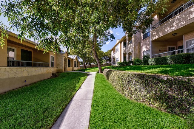 Pecan Orchard Apartments New Braunfels Tx Building Photo Pecan Orchard