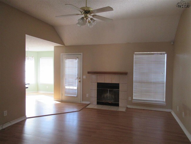 Building Photo - 5346 Northview Dr