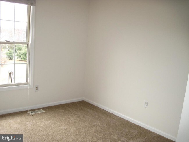 Building Photo - 6312 Wimbledon Ct