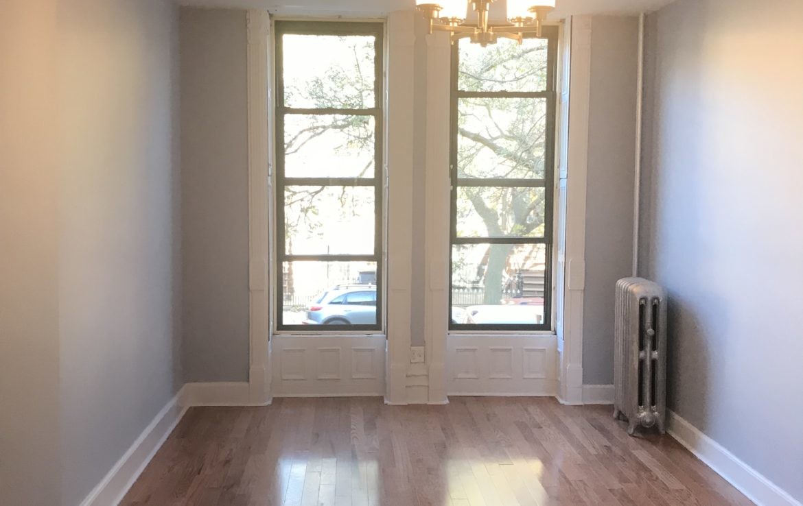 Foto principal - 326 Jefferson Ave