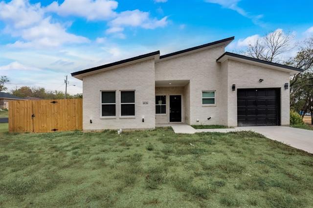 Building Photo - 1826 Marfa Ave