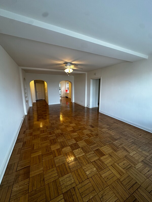 Foto del edificio - 1930 N Prospect Ave